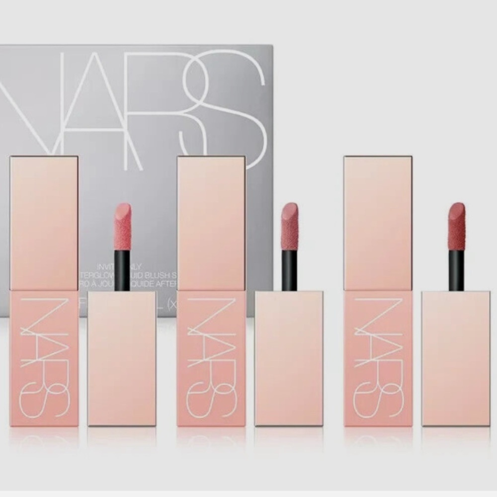NARS Invite Only afterglow liquid blush set - Picture 2 of 11